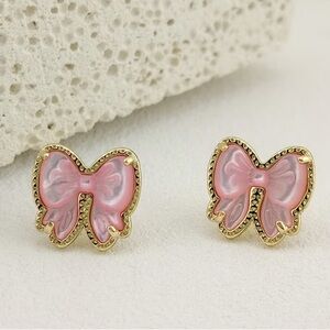 Kendra Scott Haley Bow Gold Stud Earrings